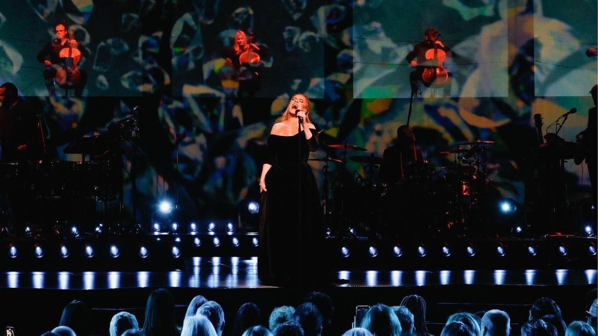 Adele net worth- muisc career