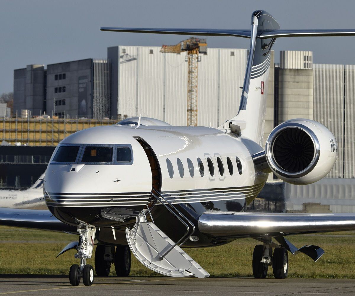 Luxury business jets