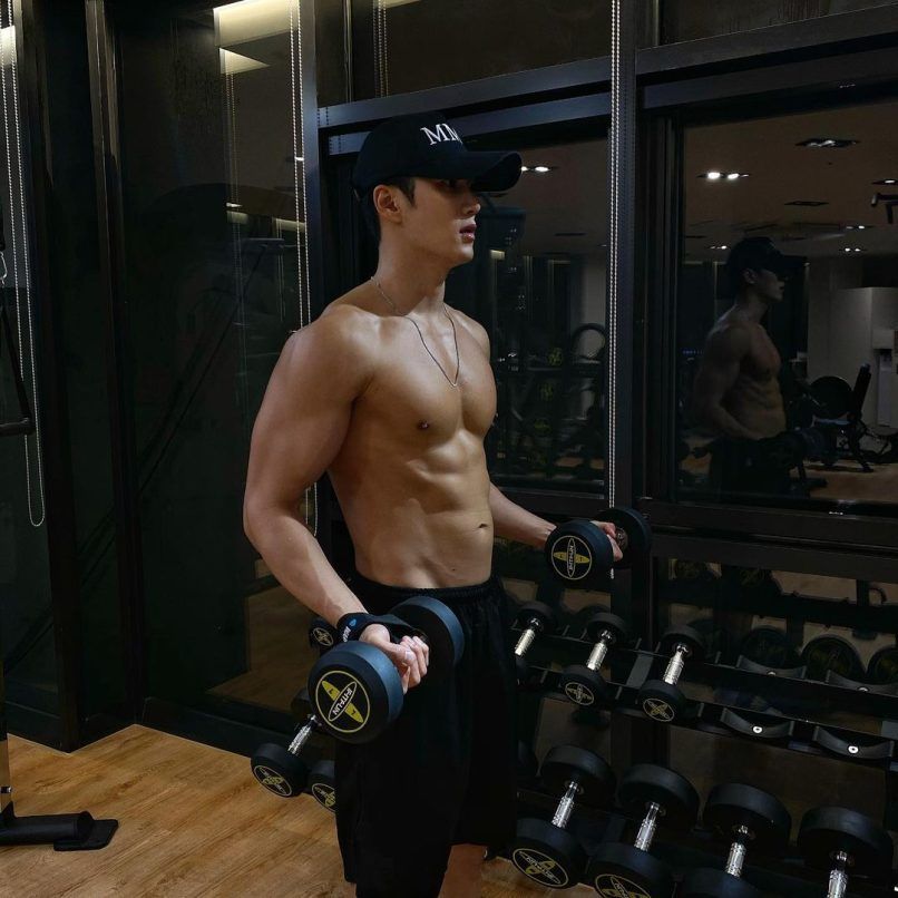 ahn bo-hyun workout fitness routine gym