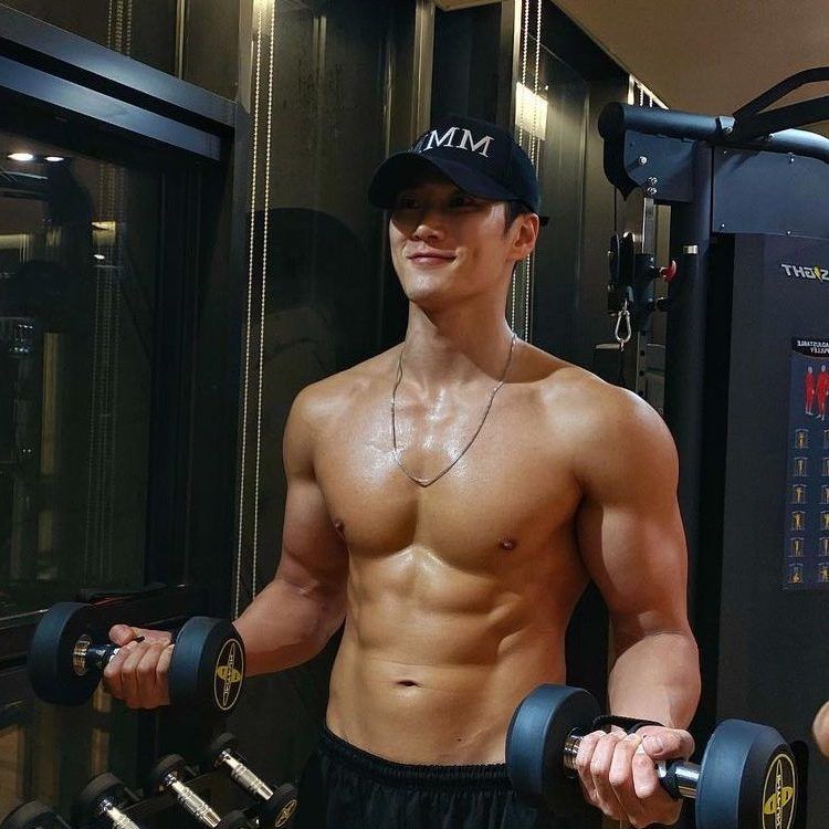 A Guide To The Workout Routine Of Korean Actor Ahn Bo-Hyun