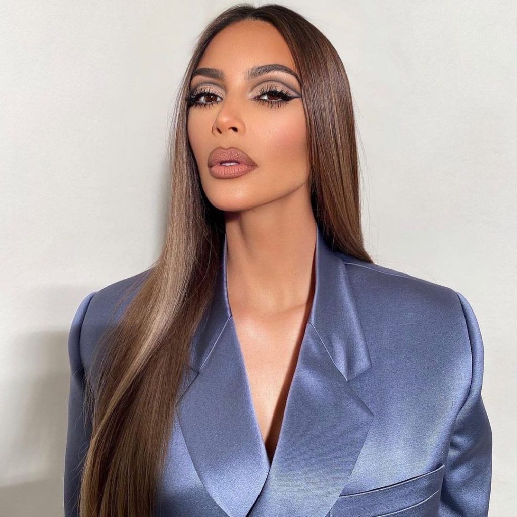 Here’s Why You Need a Brown Lip Liner In Your Vanity
