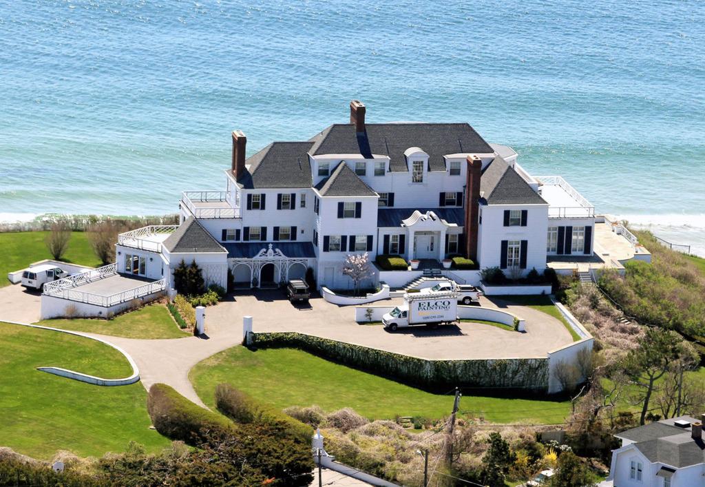 Step Inside Taylor Swift's Eight Multimillion-Dollar Homes