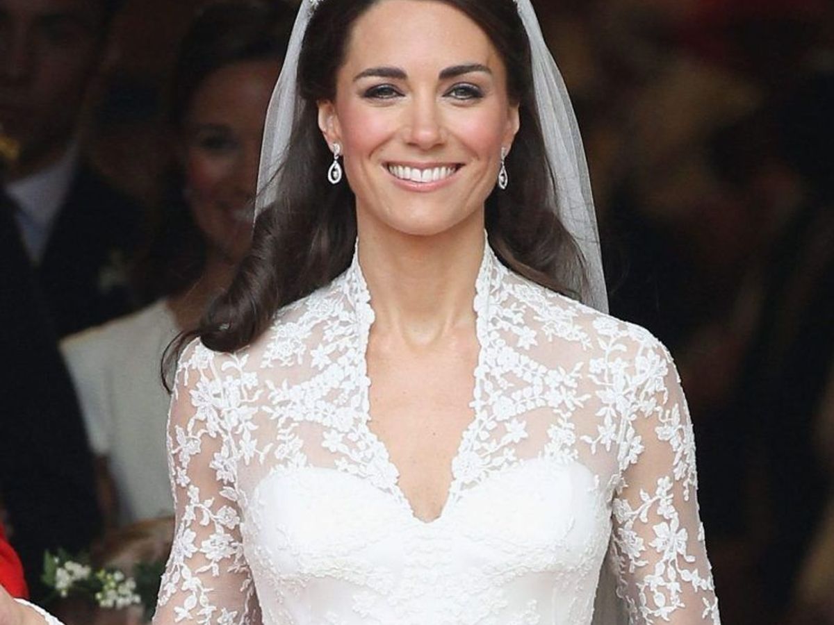 Kate middleton clearance most expensive dress