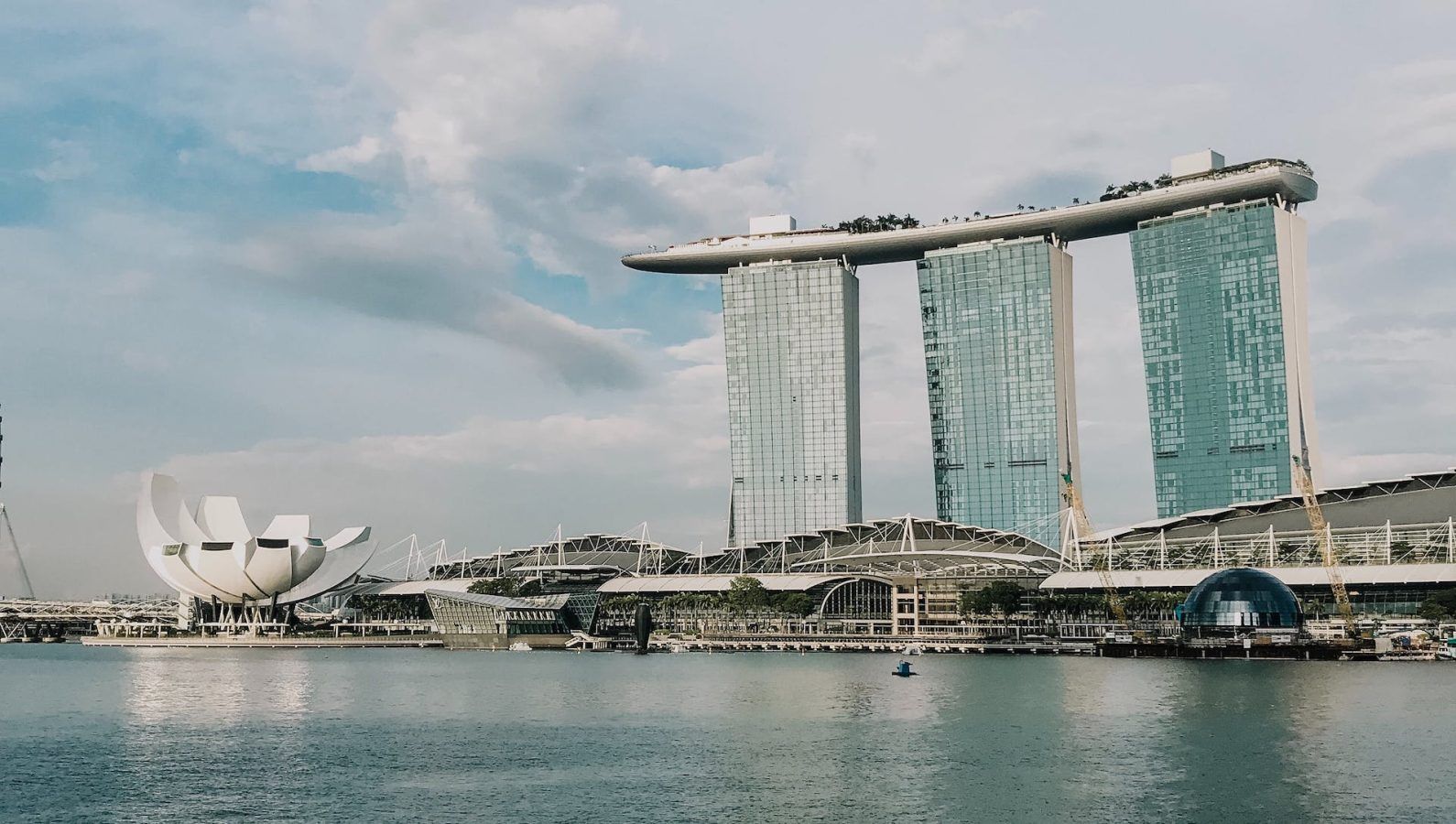 Marina Bay Sands Set To Enhance Room Capacity, Retail Options With Fourth Tower