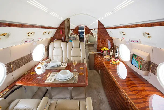 Golfers with private jets