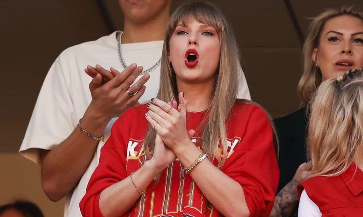 Taylor Swift-Inspired Luxury Friendship Bracelets You Can Buy