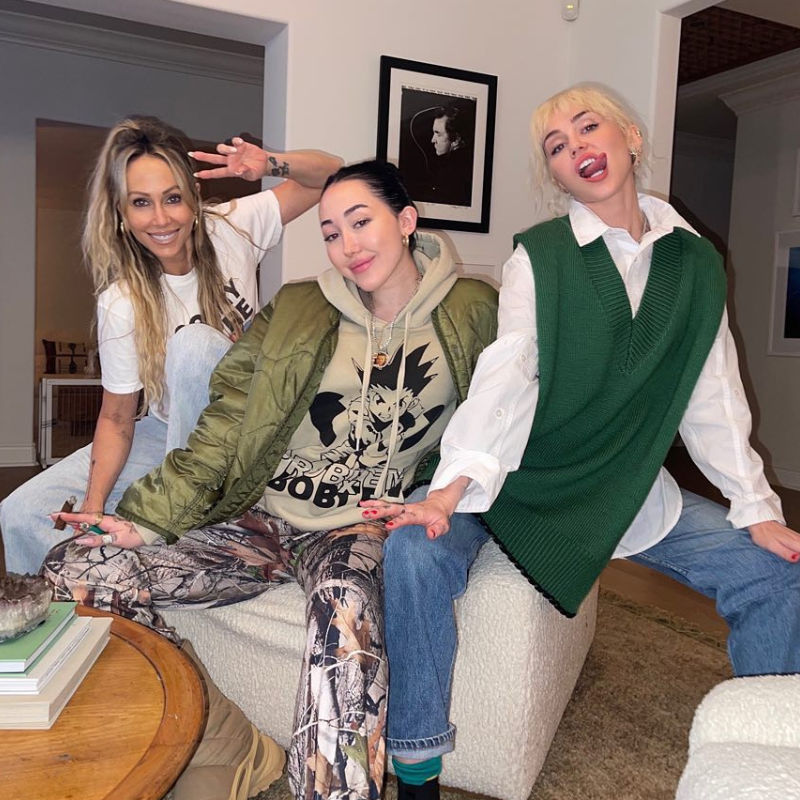 Unravelling the Star-Studded Cyrus Family Tree: Meet All of Miley Cyrus’s Siblings