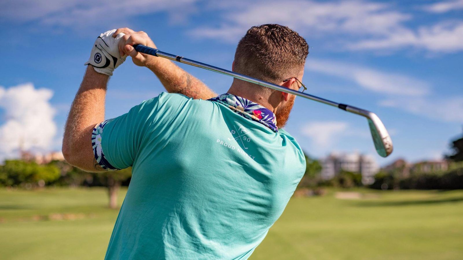 Bookings and Breakthroughs: The Best Golf Apps to Download for a Better Golfing Experience