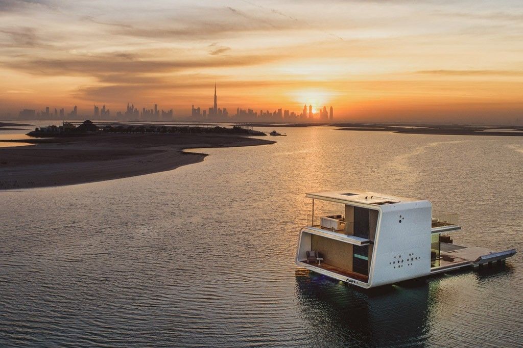 luxury houseboats floating homes