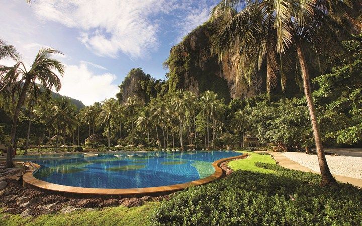 luxury long weekend getaways