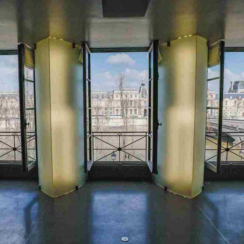 Karl Lagerfeld’s Paris Apartment Fetches Over $10M at Auction