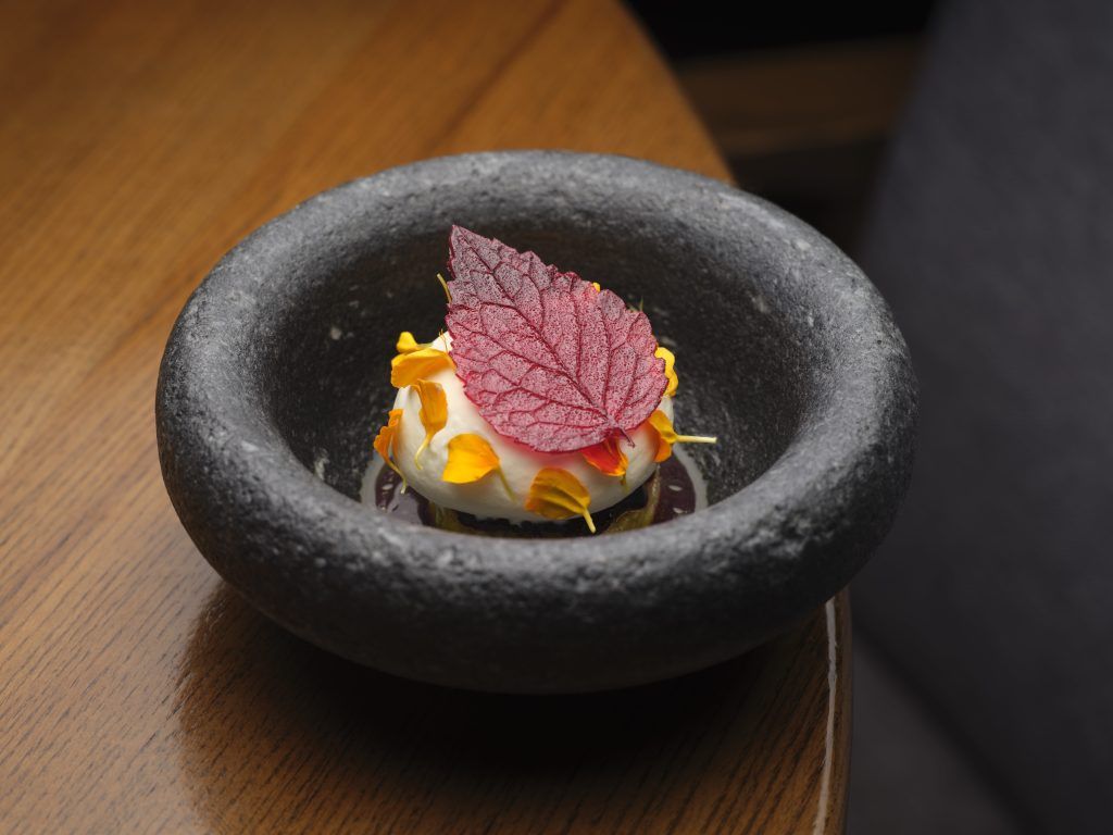 Just Dessarts: The Most Artistic Desserts in Town