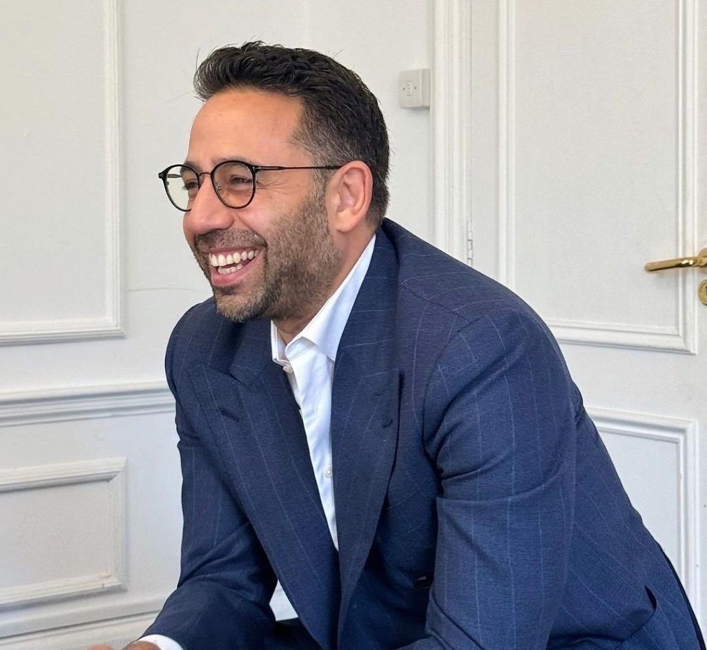 Decoding the Net Worth of <i>Buying London</i> star Daniel Daggers