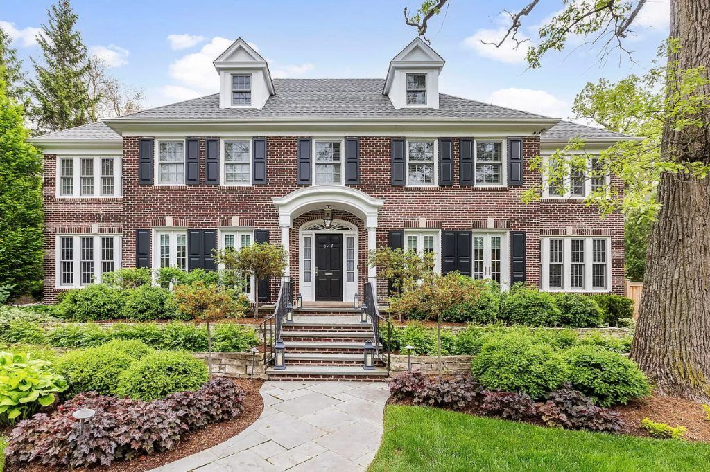 The Iconic House from <i>Home Alone</i> is Up for Sale