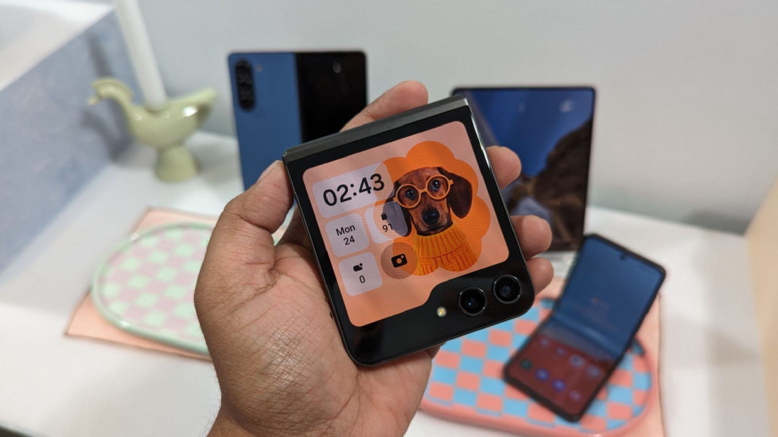 All About The Upcoming Samsung Galaxy Z Flip 6 And Its Specifications