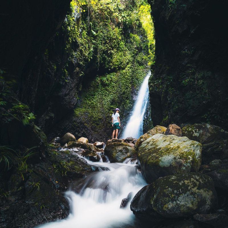8 Stunning Waterfalls With Breathtaking Views to Visit in Hong Kong