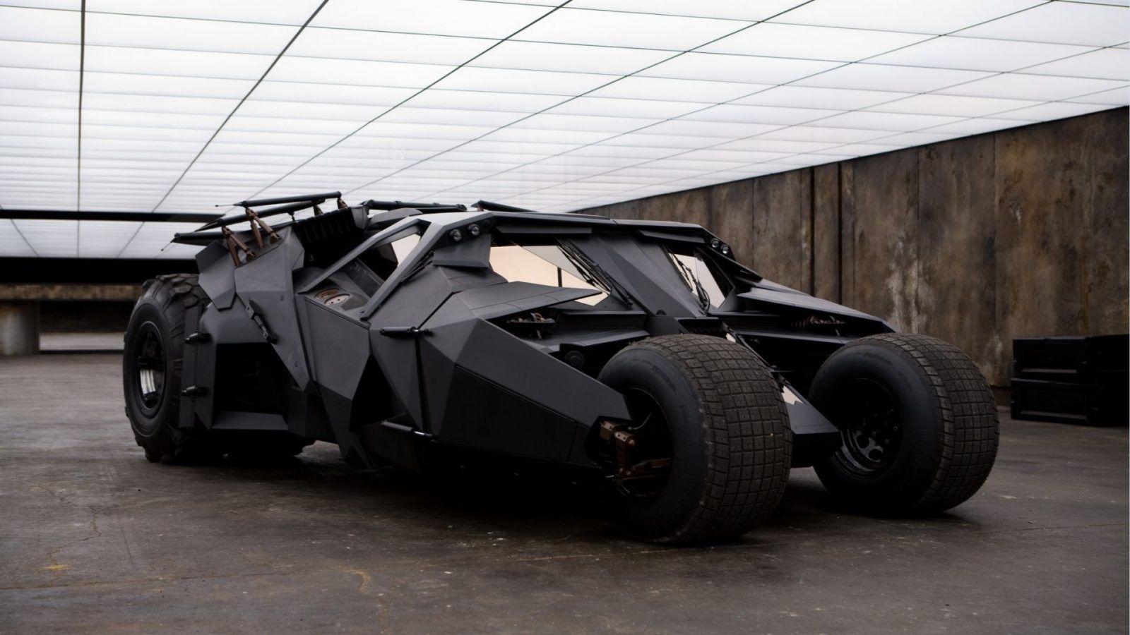 Batman Superfans Can Now Buy Official Batmobile Replica for USD 3 mil ...