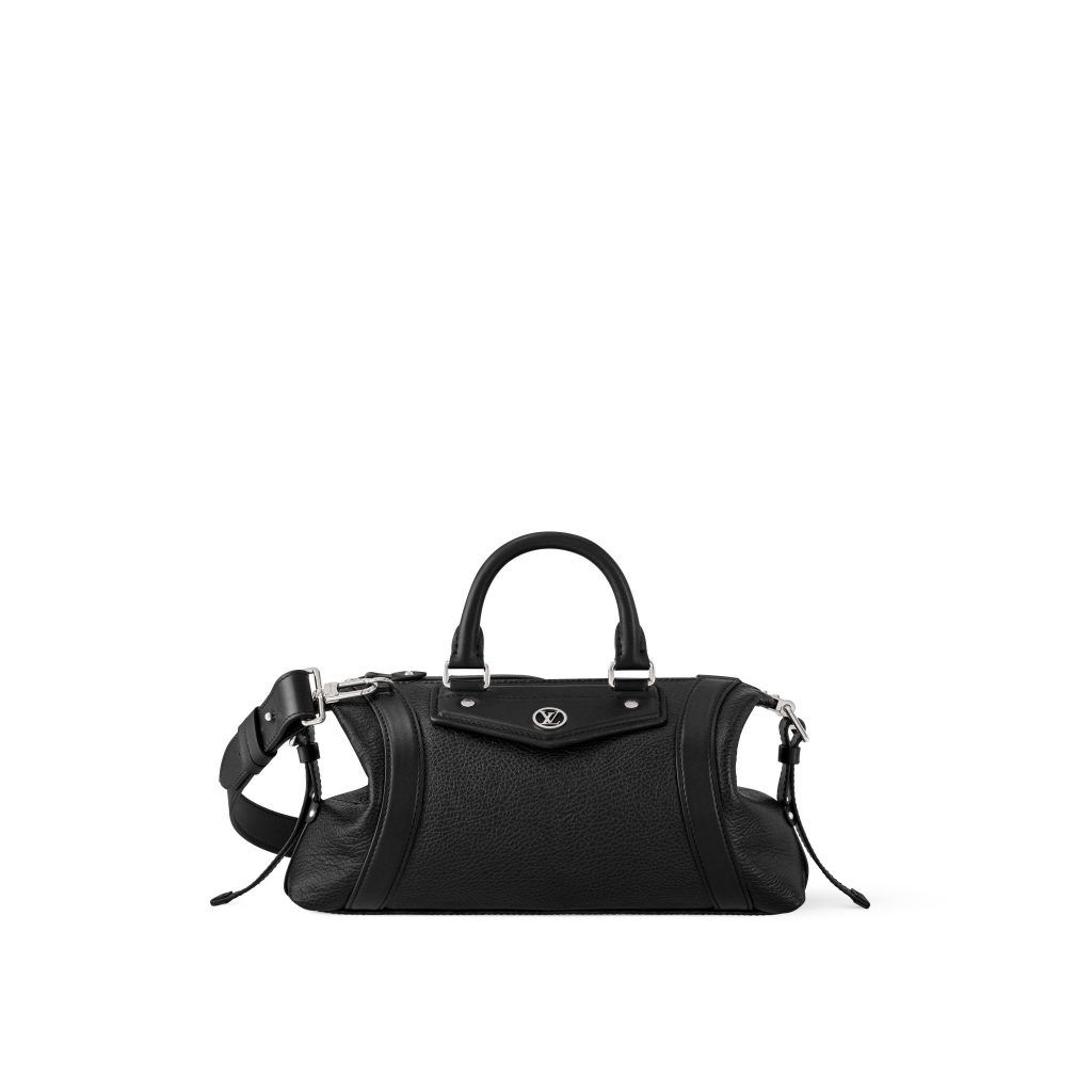 【ちゃんはる】Louis Vuitton ブラックボディバッグ Louis Vuitton's New LV BIKER Is Here – PrestigeOnline Hong Kong