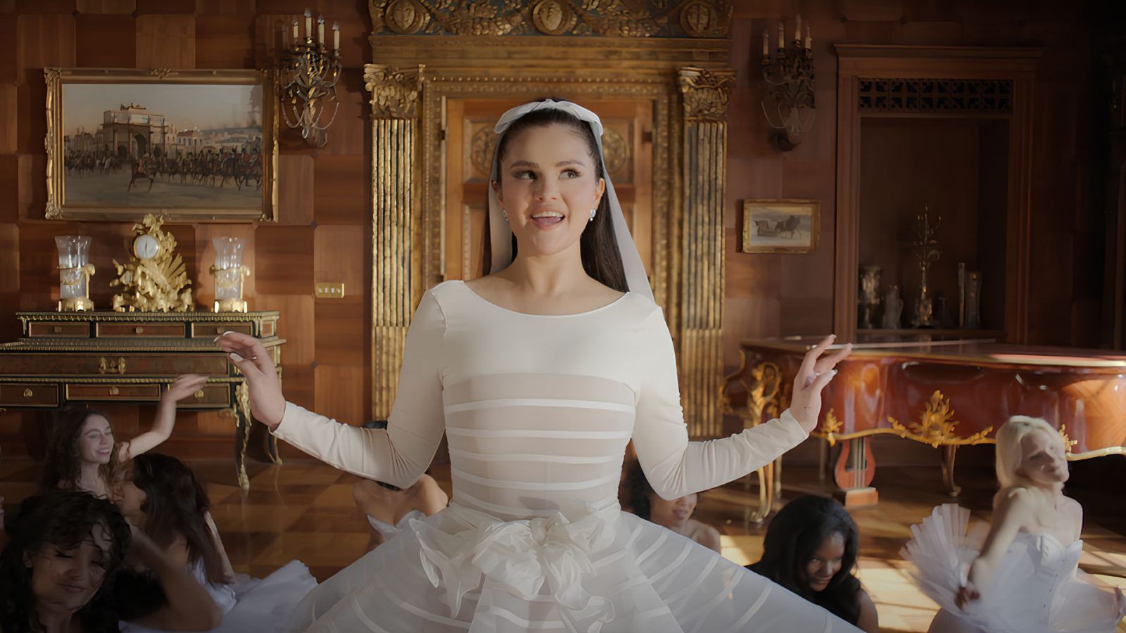 Designers Selena Gomez May Choose for Her Wedding Dress