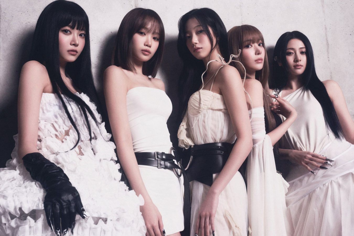 K-POP・アジア Le Sserafim LE SSERAFIM to Embark on Their First World Tour this 2025