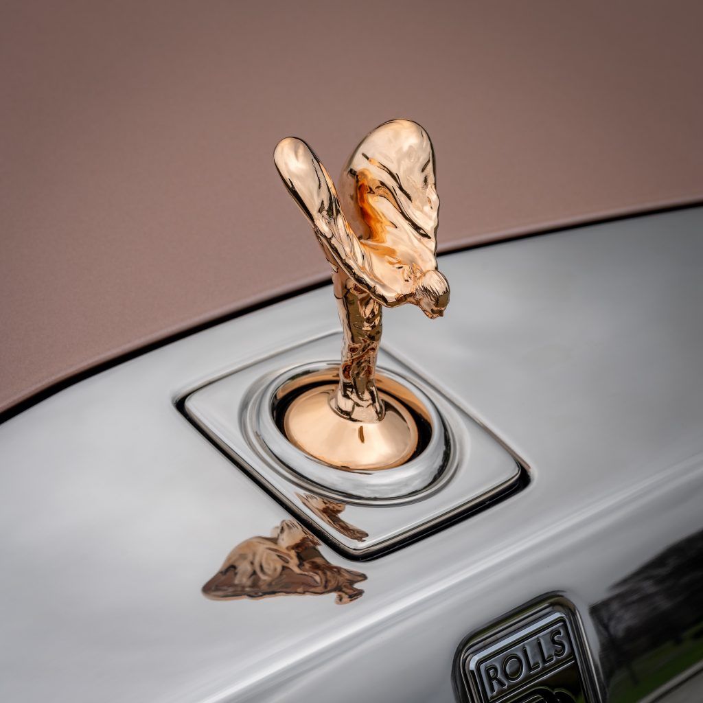 The Rolls-Royce Phantom Dentelle Honors the Art of Lacemaking