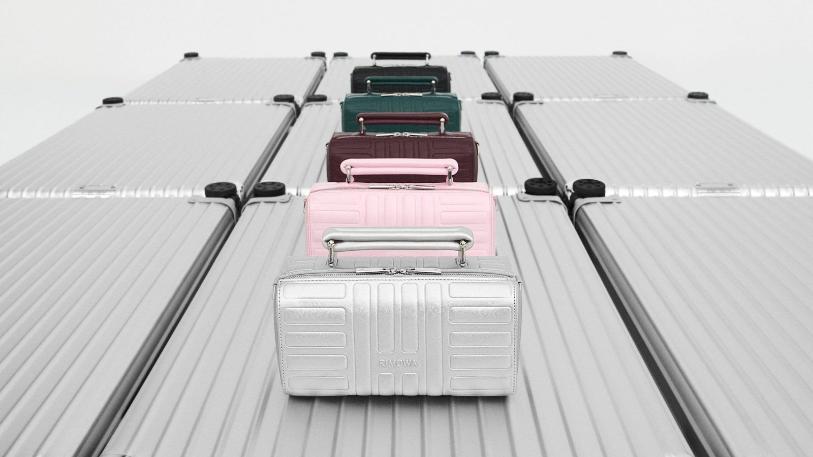 RIMOWA - cocoE　2点 Little paws, grand journeys. Presenting the new RIMOWA Pet