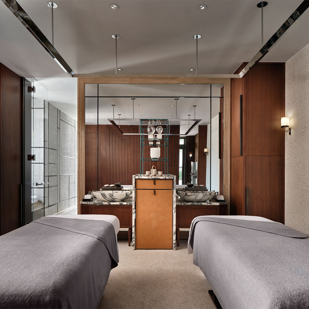 Rosewood Hong Kong: The Premier Luxury Hotel