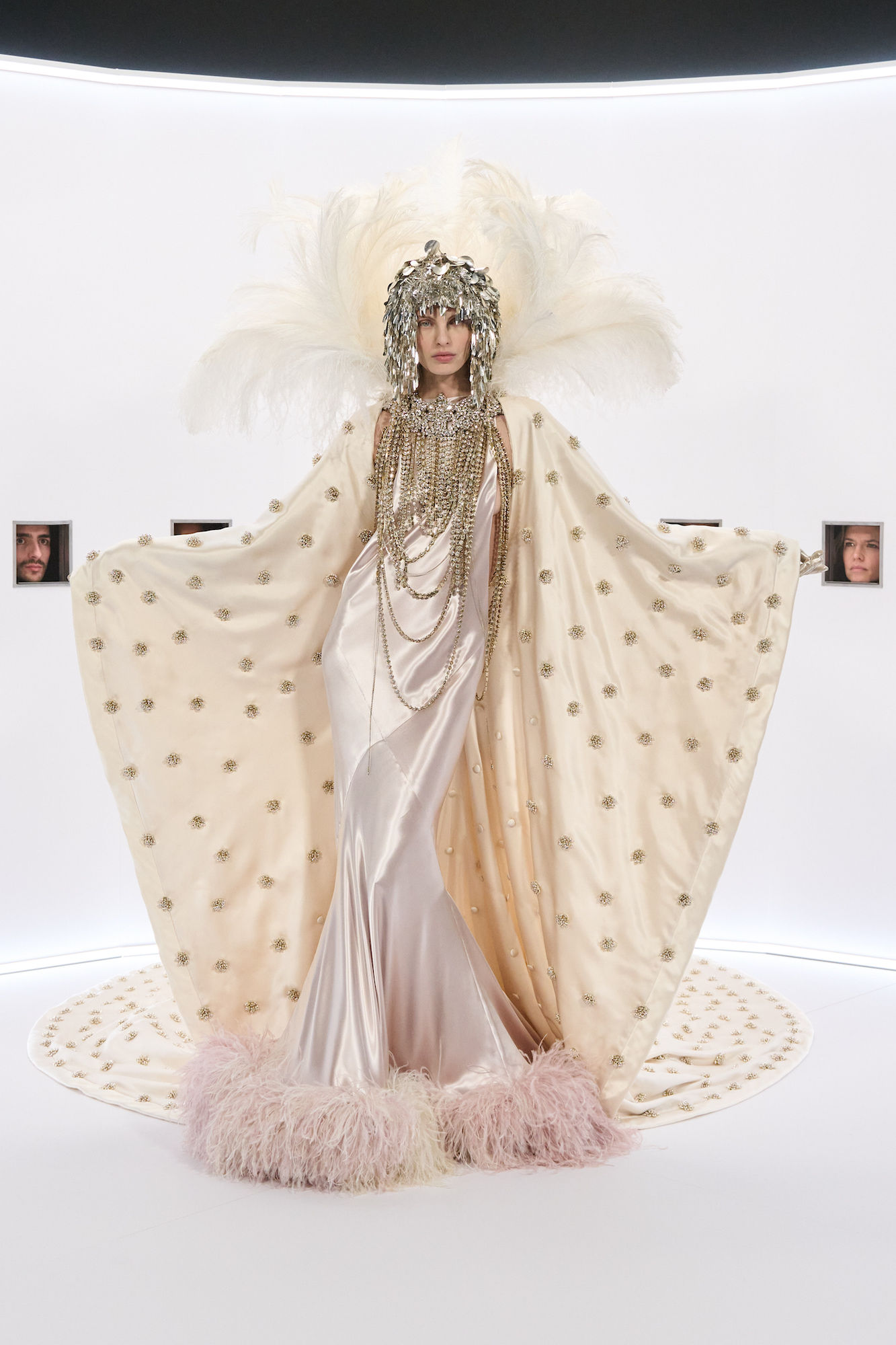 Paris Couture Week SS26 Highlights: Chanel, Dior, Schiaparelli & More ...