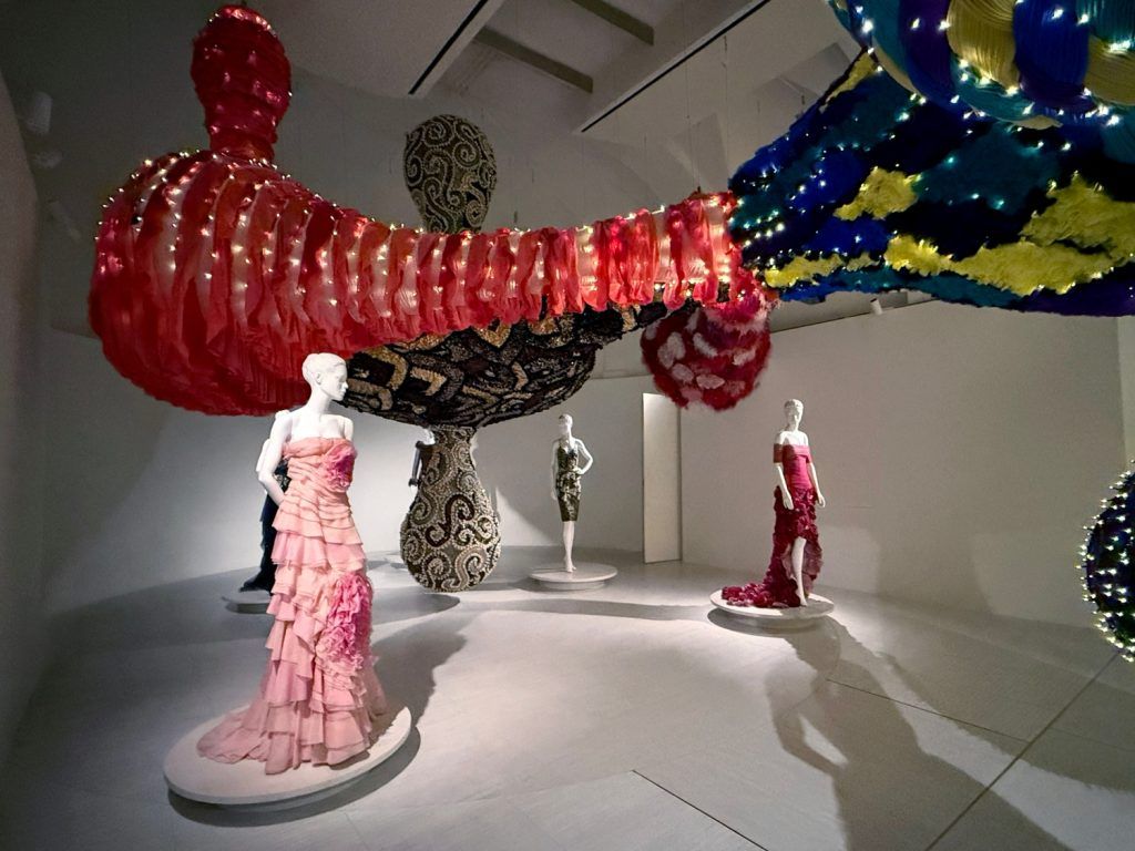 Discover Valentino through the eyes of Joana Vasoncelos at PM23