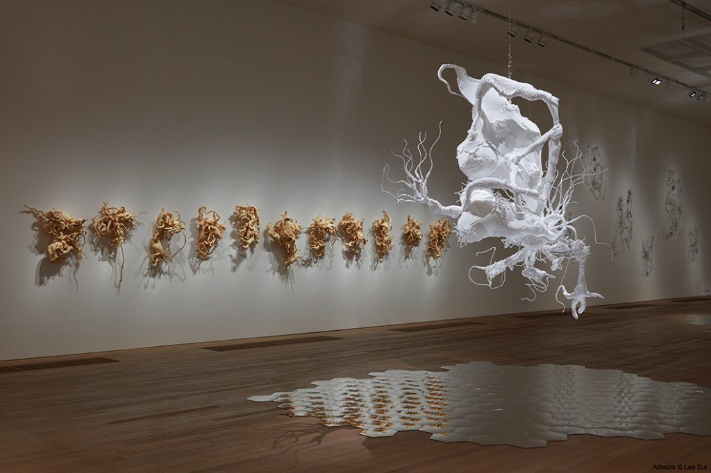 アート・デザイン・音楽 LEE BUL Why should we care about names?': the shape-shifting art of Lee
