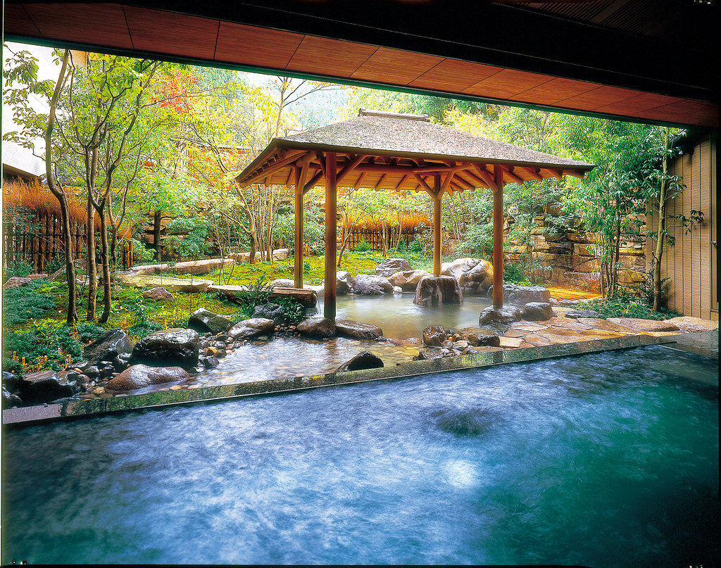 These Japanese Hot Spring Resorts Offer Moments of Zen Through Virtual Reality