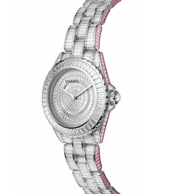 For Chanel J12's 20th Anniversary, Fun 