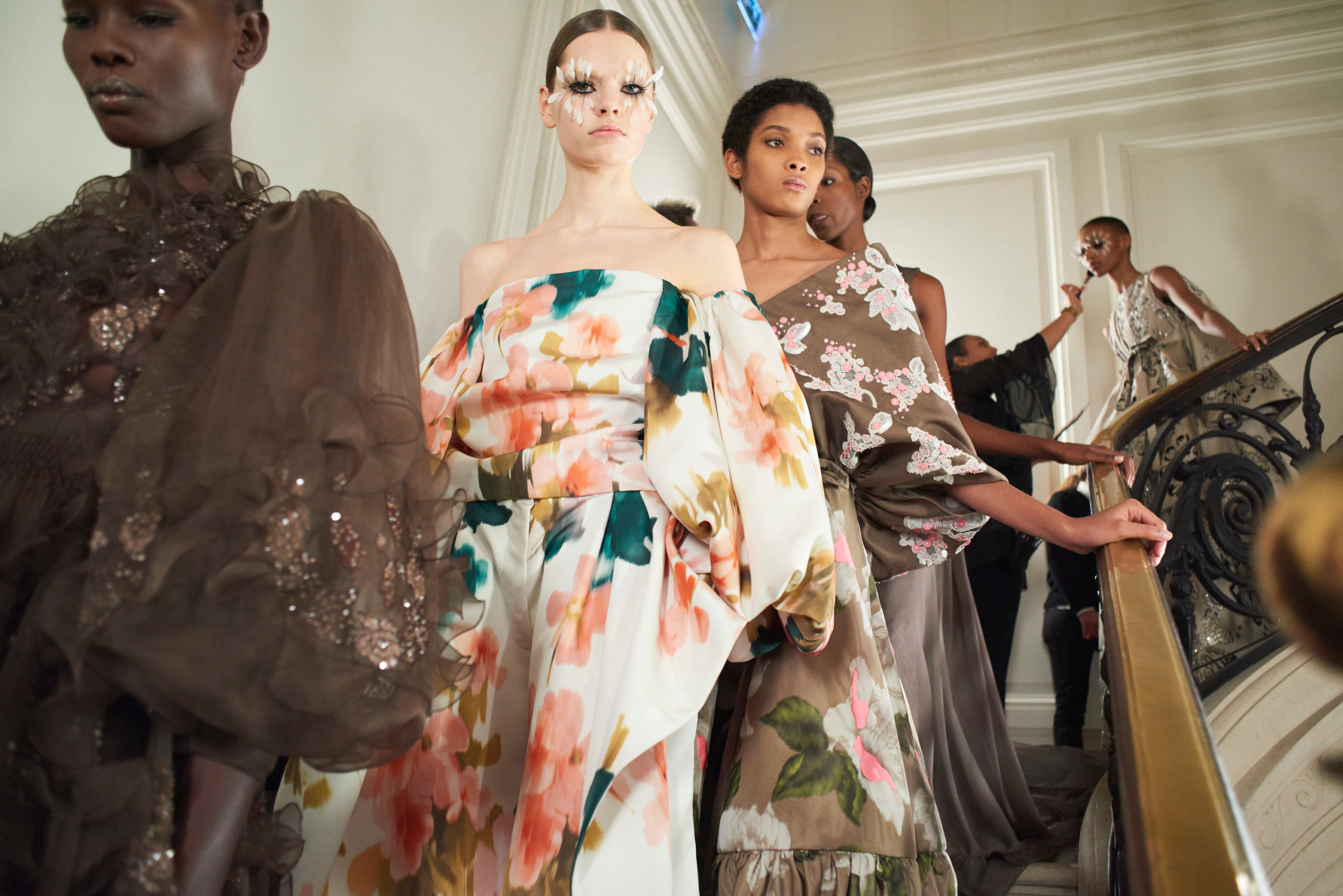 Valentino Haute Couture FW20-21 Will Be Present in Live Performance