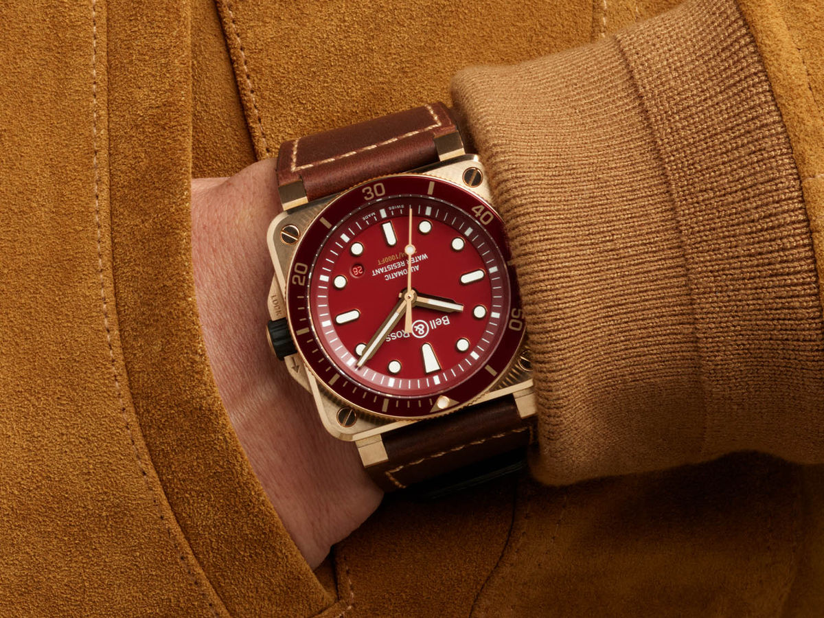 レッドベルベット Bell-Ross-BR-03-92-Diver-Red-