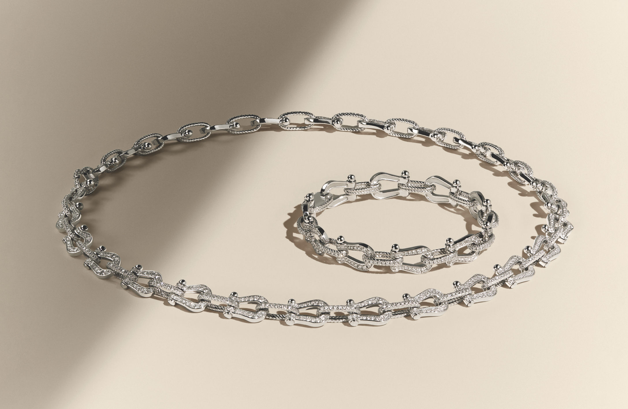 Louis Vuitton Around The World LV Chain Links DXB Necklace