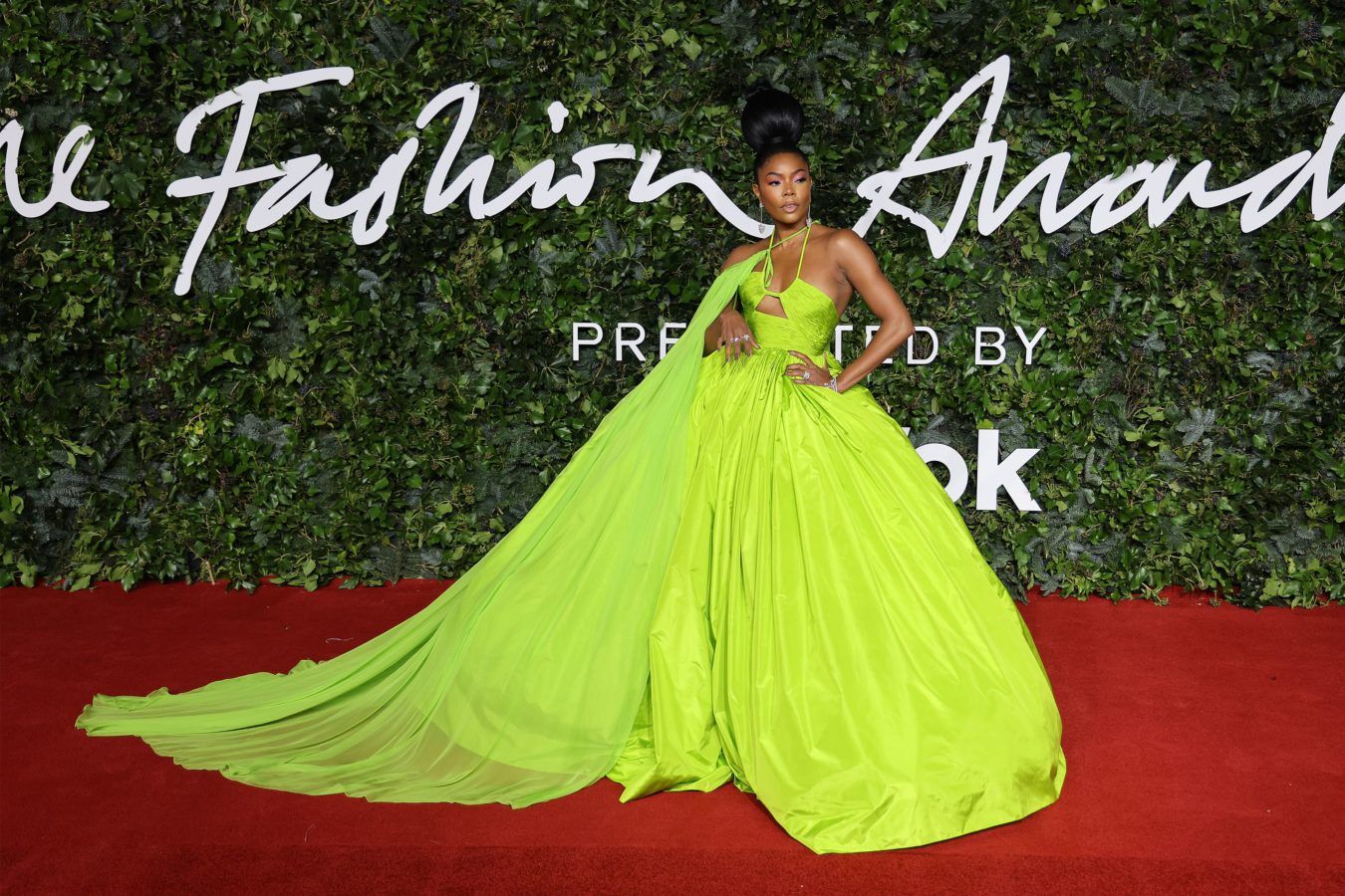 10 Best-Dressed Celebrities at British Fashion Council Gala 2021