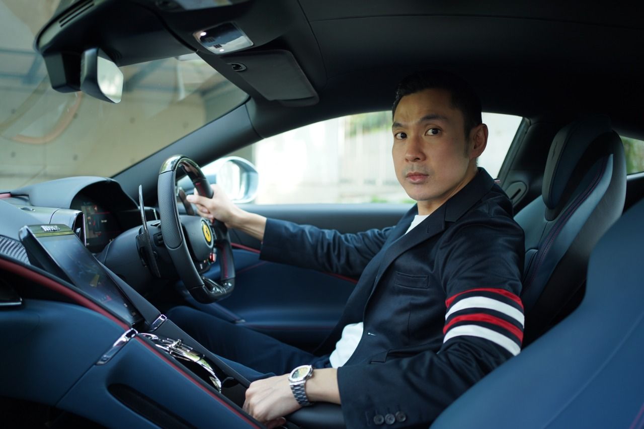 Harvey Moeis channels “La Nuova Dolce Vita” with the new Ferrari Roma