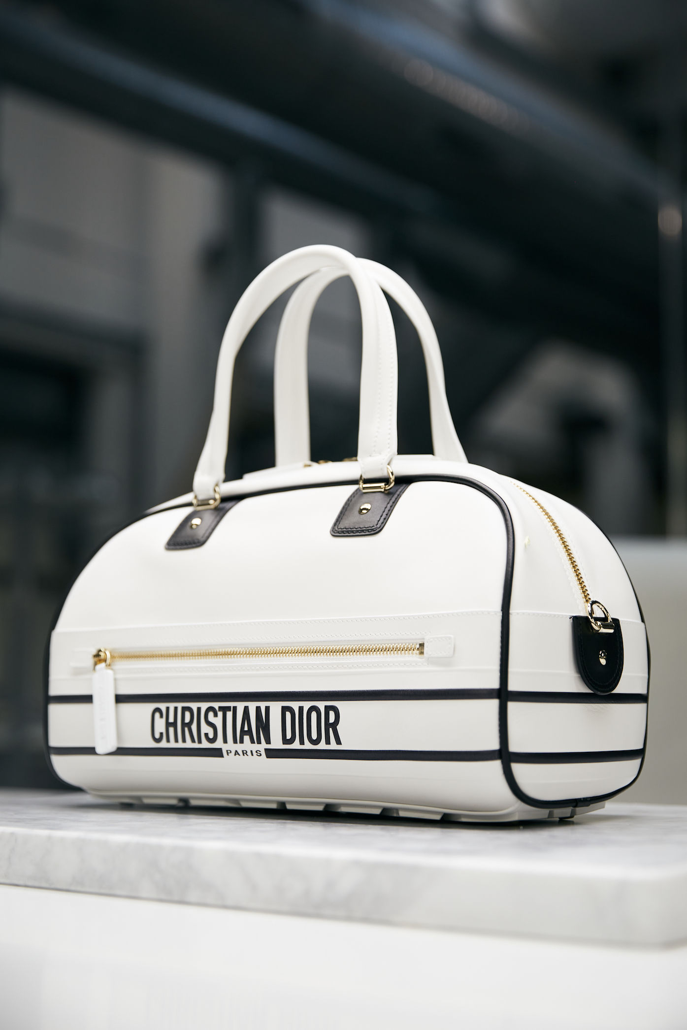 DIOR VIBE バッグ Dior Vibe Bag Review | Glam & Glitter