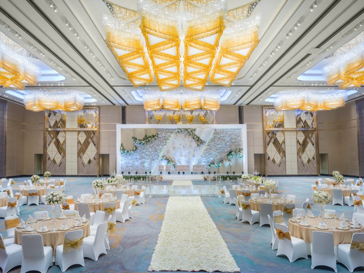 InterContinental Jakarta Pondok Indah transforms your dream wedding into a fairy tale to remember