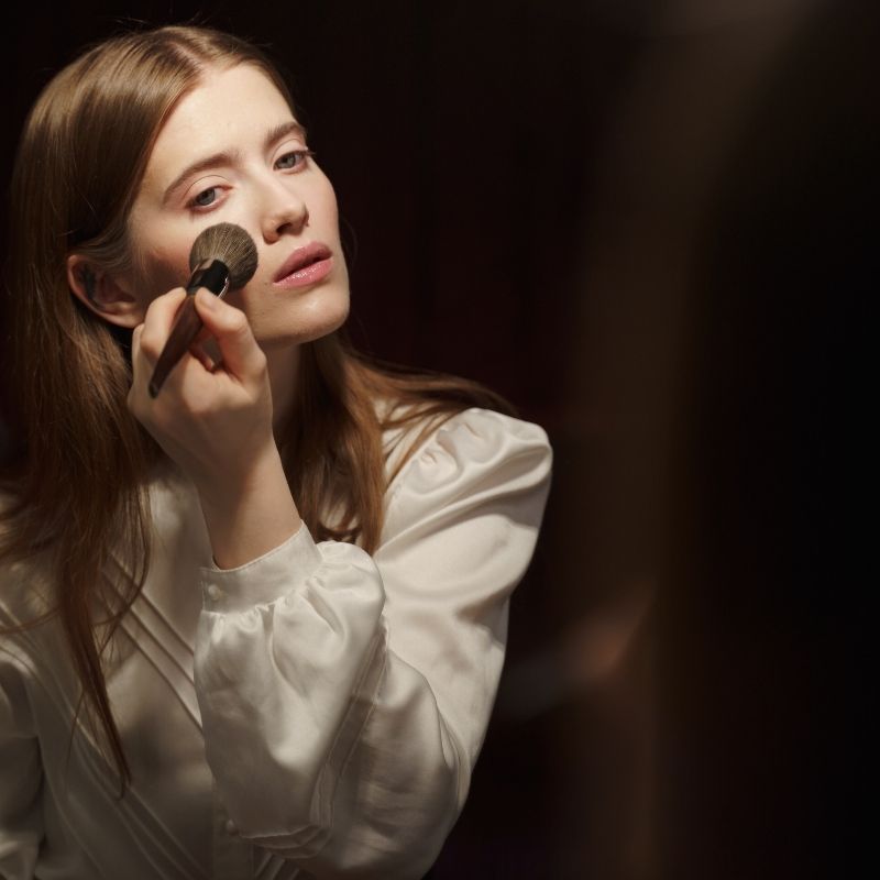 5 tips to keep your Raya makeup lasting all day long