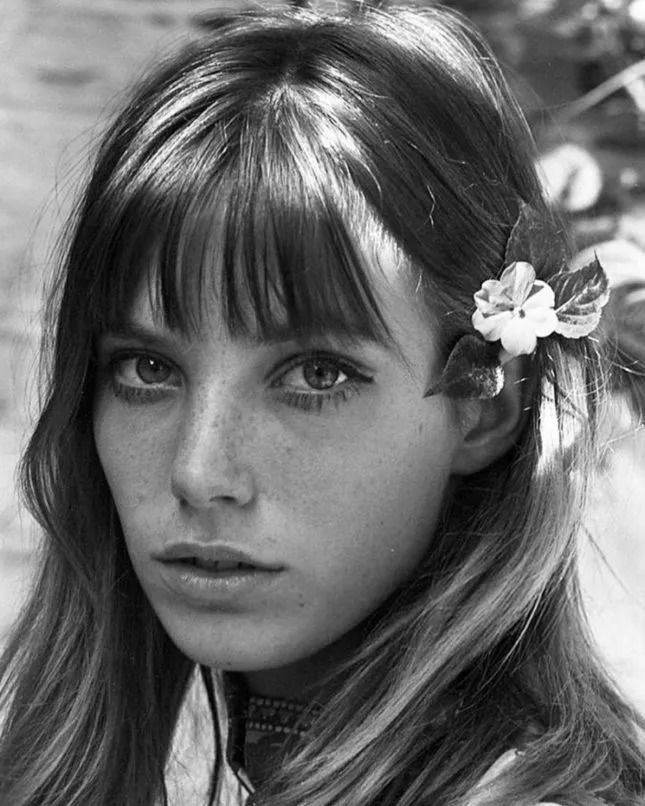 Birkin Bangs Are Back This Spring—Photos and Ideas