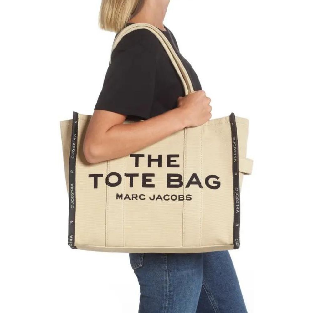 These are the best tote bags for your daily use