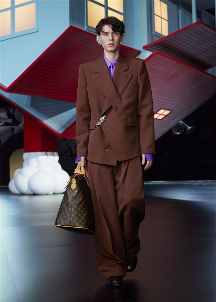 Louis Vuitton Men's Fall/Winter 2022 Spin-Off Show: The Circularity of  Ideologies