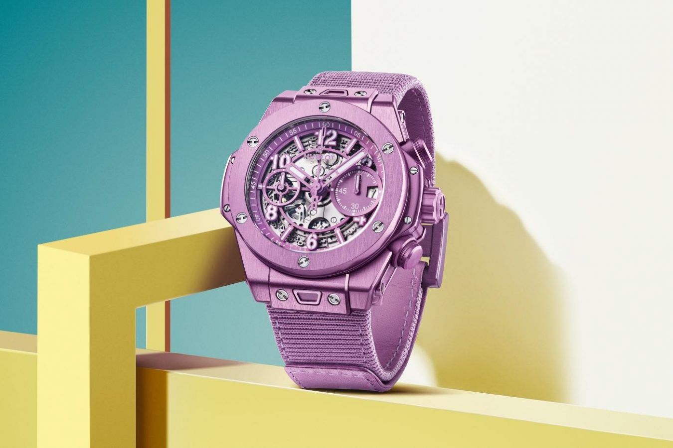 Hublot dives onto an all-purple look with its Big Bang Unico Summer Purple