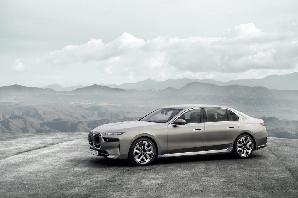 The new fully electric variant of the BMW 7-Series sets new standards in sustainable luxury