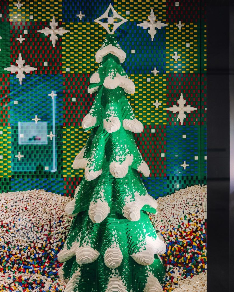 It's a Lego kind of Christmas at Louis Vuitton 🎄
