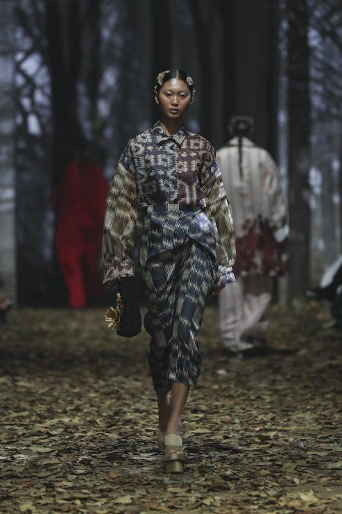 Biyan celebrates his fashion pilgrimage through his Spring/Summer 2024 ...