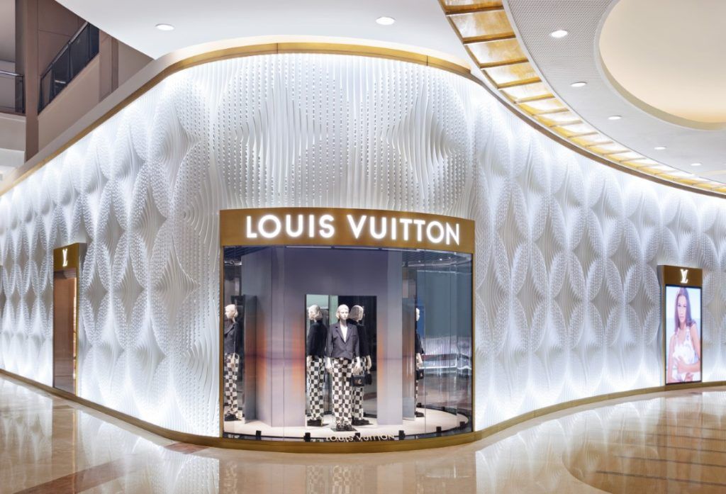 Louis Philippe unveils its new retail design ID