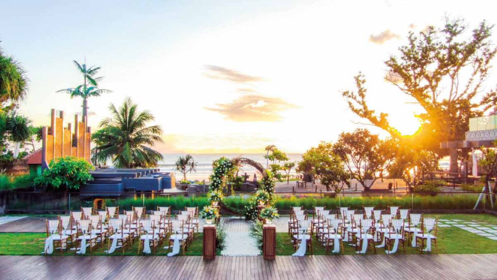 Uncover the charm of Bali’s most vibrant neighbourhood at Hotel Indigo Bali Seminyak Beach