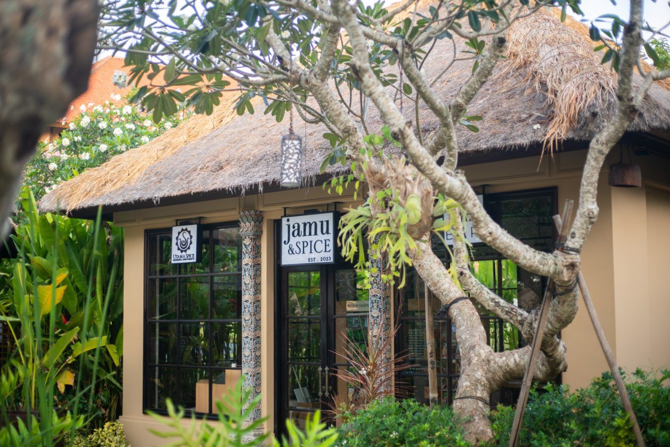 AYANA Resort Bali partnered with Utama Spice and the jamu BAR to present Jamu & Spice